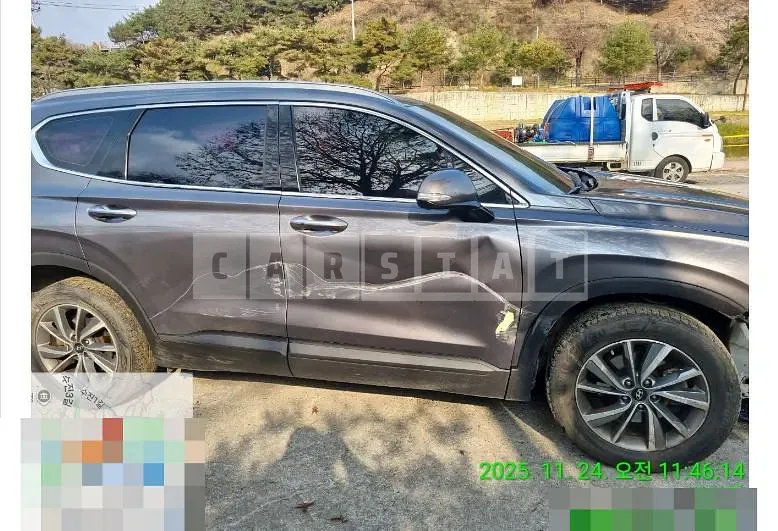 Photo 2 of 10: 2018 Hyundai Santa Fe TM Diesel 4WD — Korean insurance auction
