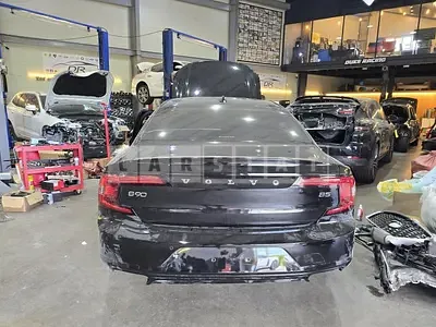 Photo 1 of 51: 2021 Volvo S90B5 — Korean insurance auction
