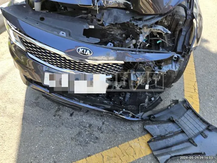Photo 2 of 32: 2018 Kia K5 2.0(LPG) — Korean insurance auction