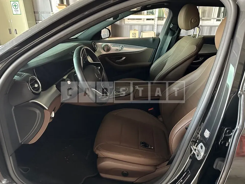 Photo 2 of 10: 2021 Mercedes-Benz E350 4Matic, VIN W1KZF8GB9MA959804 — Korean insurance auction