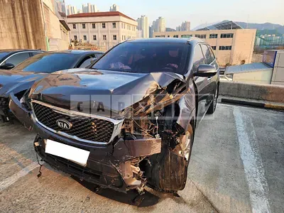 Photo 1 of 9: 2015 Kia Sorento, VIN KNAPK81BBFA057438 — Korean insurance auction