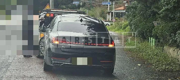 Photo 2 of 4: 2019 Kia K7 — Korean insurance auction