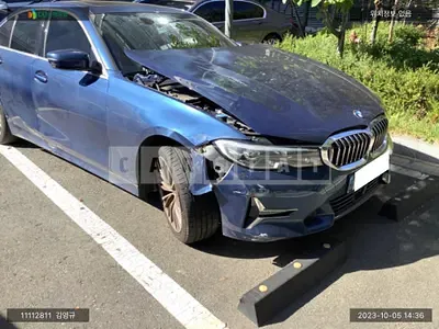 Photo 1 of 9: 2021 BMW 320i, VIN WBA5X5104MFK83774 — Korean insurance auction
