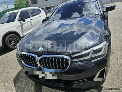 Photo 1 of 25: 2022 BMW 523d — Korean insurance auction
