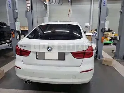 Photo 1 of 12: 2018 BMW 320d GranTurismo, VIN WBA8T3104JG804897 — Korean insurance auction