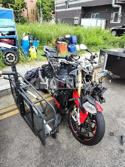 Photo 1 of 33: 2017 BMW (Two-Wheel) S1000R — Korean insurance auction