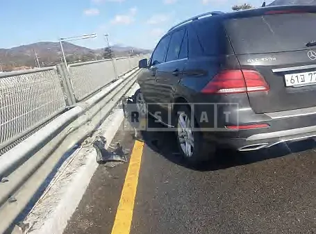 Photo 2 of 7: 2018 Mercedes-Benz GLE350d 4Matic, VIN WDCDA2EB4JB110229 — Korean insurance auction