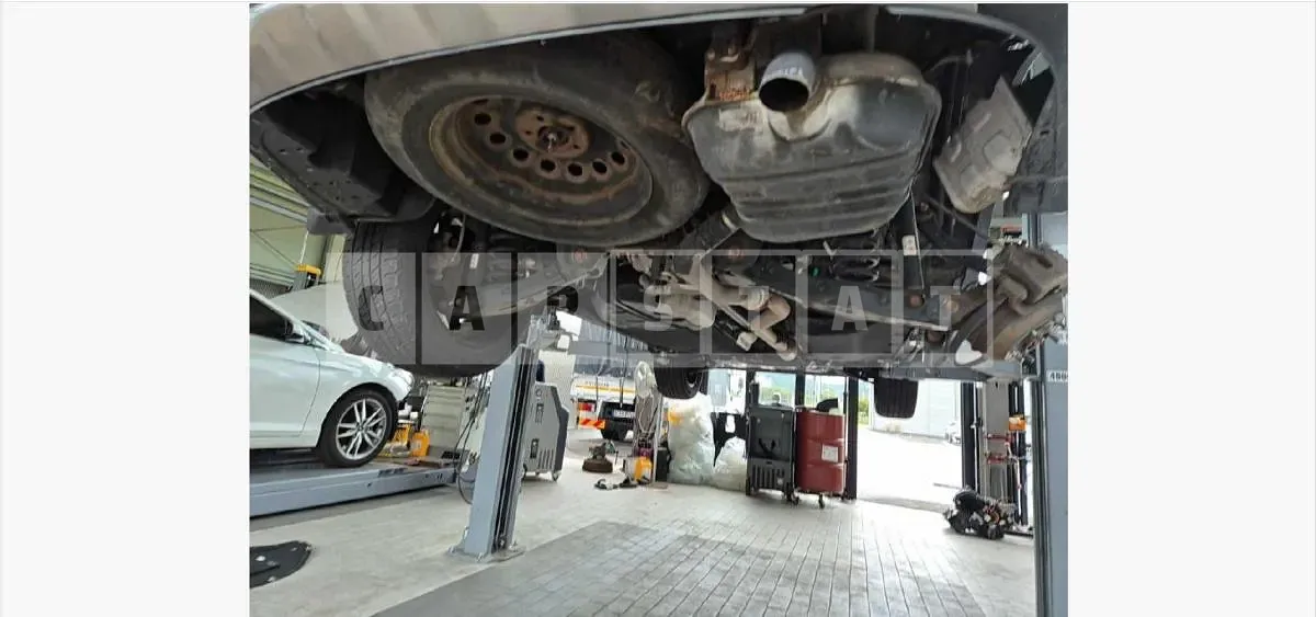 Photo 2 of 17: 2016 Kia Sorento 4WD — Korean insurance auction