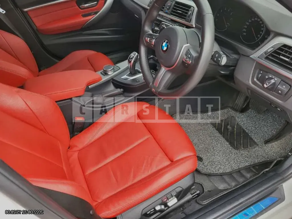 Photo 2 of 9: 2018 BMW 330i M Sport Package, VIN WBA8B9100JA826288 — Korean insurance auction