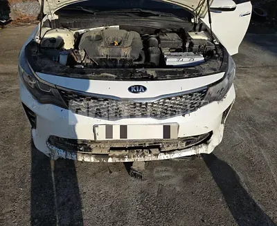 Photo 1 of 12: 2017 Kia K5 — Korean insurance auction
