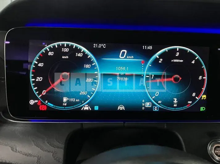 Photo 2 of 22: 2021 Mercedes-Benz E220 d 4Matic — Korean insurance auction
