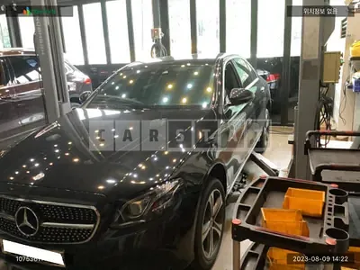 Photo 1 of 19: 2017 Mercedes-Benz E220d, VIN WDDZF0EB6HA094266 — Korean insurance auction