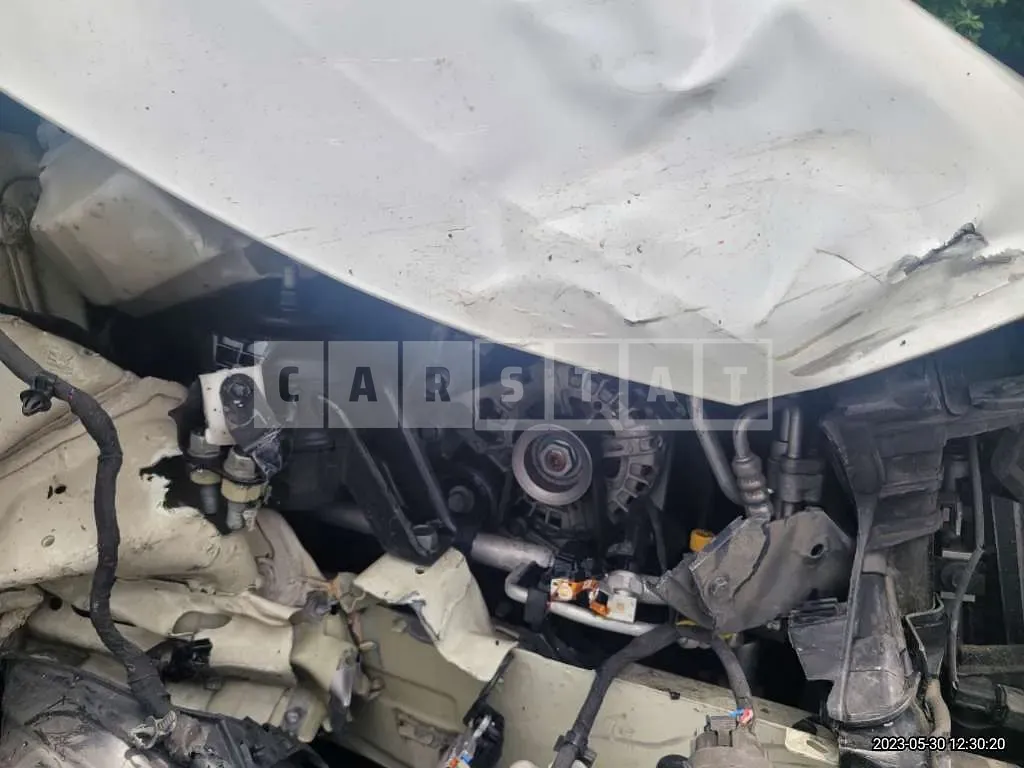 Photo 2 of 15: 2016 Kia K5, VIN KNAGX411BGA104308 — Korean insurance auction