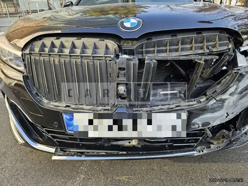 Photo 2 of 26: 2021 BMW 730d xDrive — Korean insurance auction