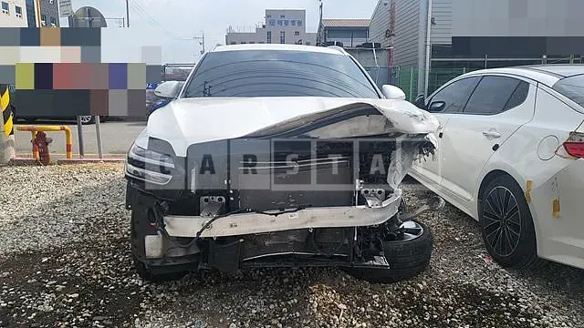 Photo 2 of 65: 2022 Genesis GV70 — Korean insurance auction