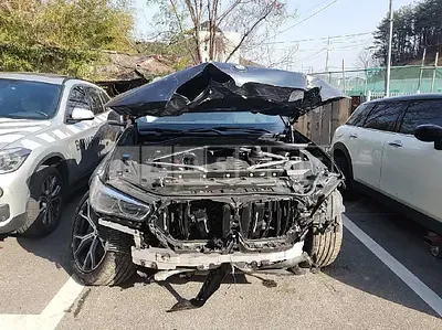 Photo 1 of 30: 2022 BMW X6 xDrive 30d, VIN WBAGT8103N9L68918 — Korean insurance auction