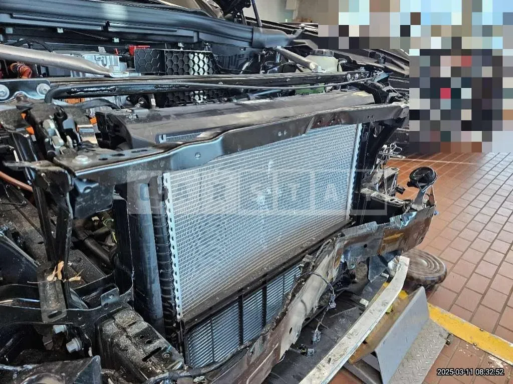 Photo 2 of 22: 2024 BMW iX3 M Sport — Korean insurance auction
