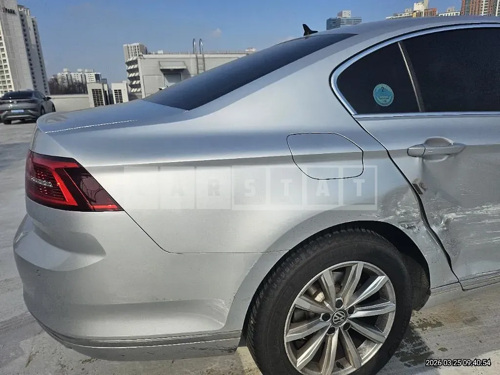 Photo 2 of 47: 2018 Volkswagen Passat GT 2.0 TDI — Korean insurance auction