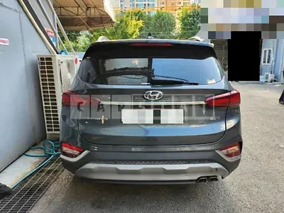 Photo 1 of 28: 2018 Hyundai Santa Fe TM — Korean insurance auction