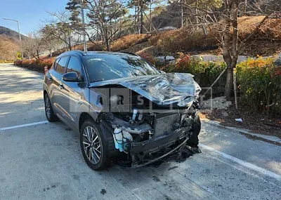 Photo 1 of 7: 2019 Hyundai Tucson, VIN KMHJ381ABKU009046 — Korean insurance auction