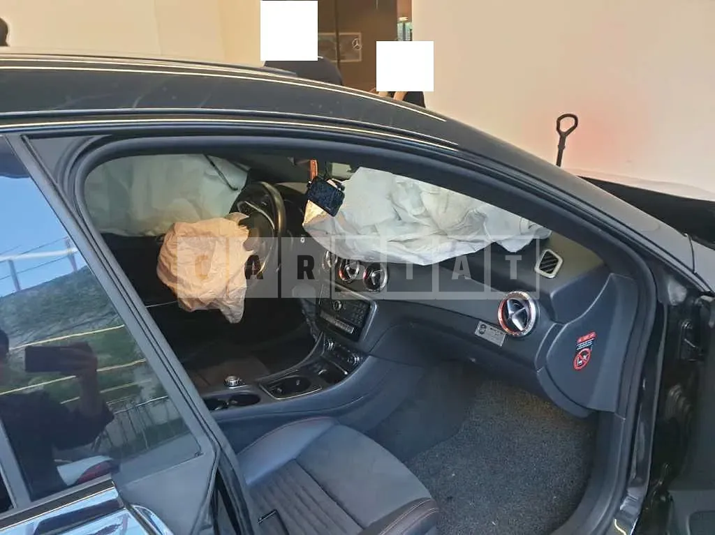 Photo 2 of 12: 2017 Mercedes-Benz CLA250 4Matic — Korean insurance auction