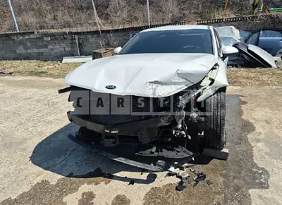 Photo 1 of 13: 2021 Kia K5 — Korean insurance auction