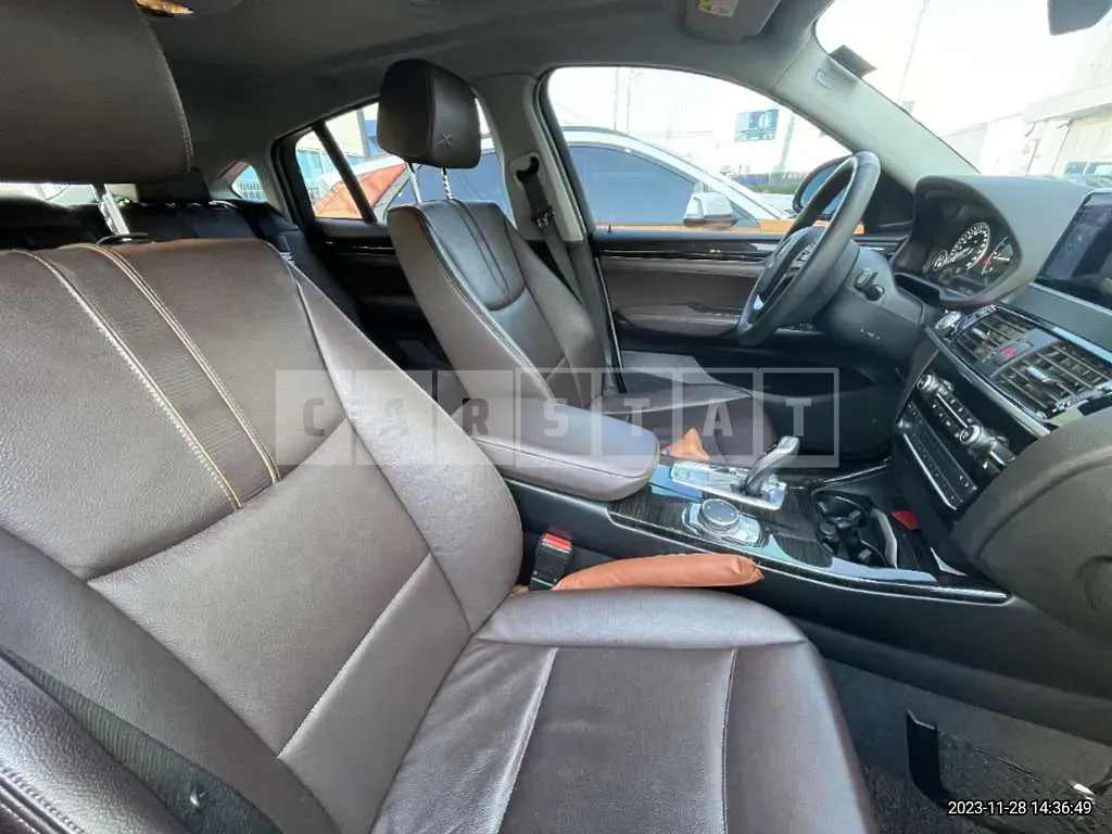 Photo 2 of 28: 2016 BMW X4 xDrive 20d, VIN WBAXX1108G0R41668 — Korean insurance auction