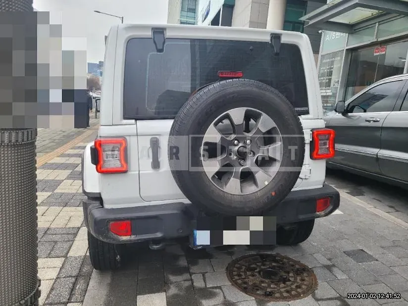 Photo 2 of 17: 2020 Jeep Zip Wrangler Sahara, VIN 1C4HJXEN4MW537146 — Korean insurance auction