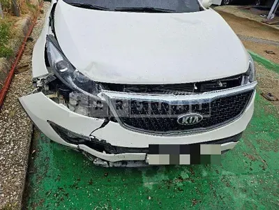Photo 1 of 15: 2014 Kia Sportage R — Korean insurance auction