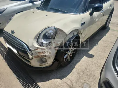 2017 MINI MINI COOPER D 5-DOOR