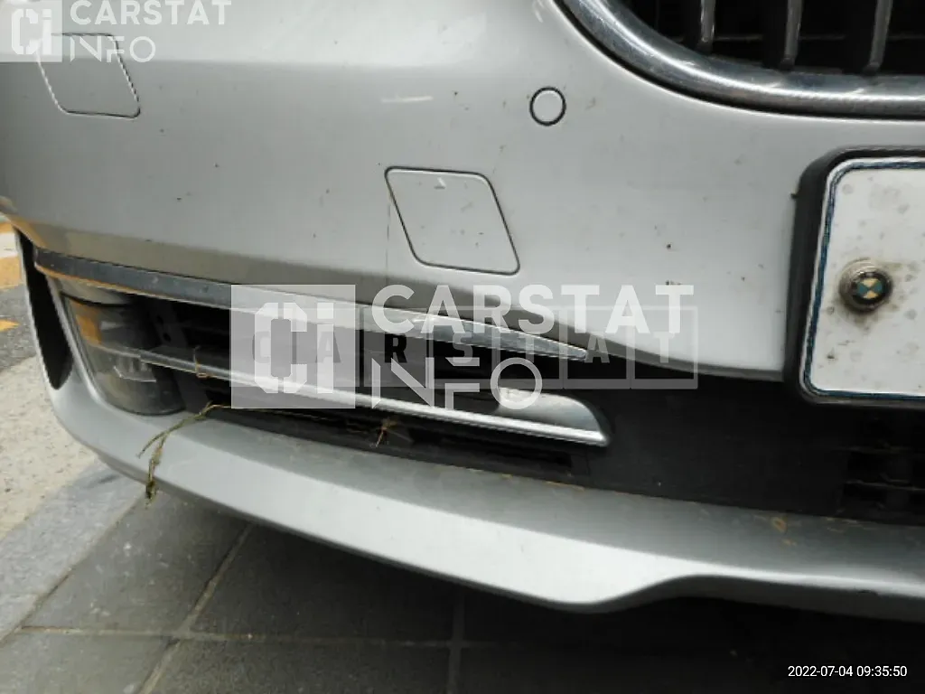 Photo 2 of 9: 2015 BMW 740d xDrive, VIN WBAYB0102FGL96859 — Korean insurance auction