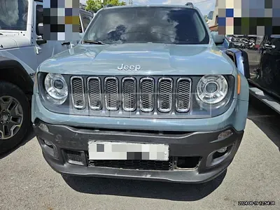 Photo 1 of 34: 2016 Jeep Zip Renegade — Korean insurance auction