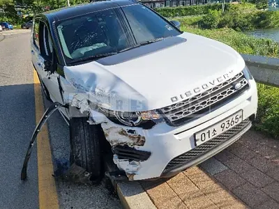 Photo 1 of 5: 2018 Land Rover Discovery Sports 2.0d, VIN SALCA2BN7JH750988 — Korean insurance auction