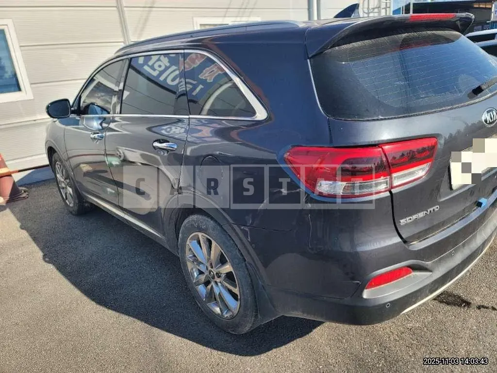 Photo 2 of 28: 2016 Kia Sorento — Korean insurance auction
