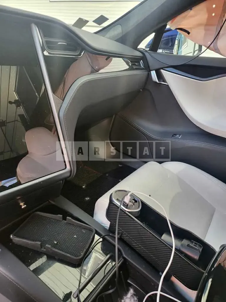 Photo 2 of 14: 2019 Tesla Model S 75d, VIN 5YJSA1E22KF298741 — Korean insurance auction