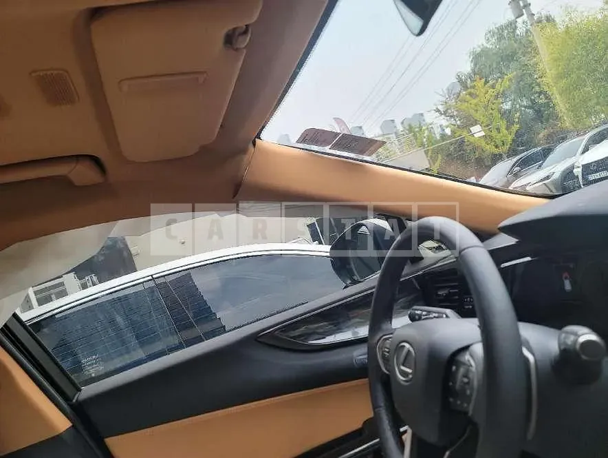Photo 2 of 38: 2023 Lexus NX350h — Korean insurance auction