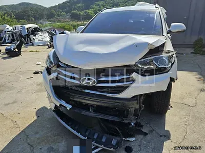 Photo 1 of 11: 2015 Hyundai Santa Fe DM 2.0 — Korean insurance auction