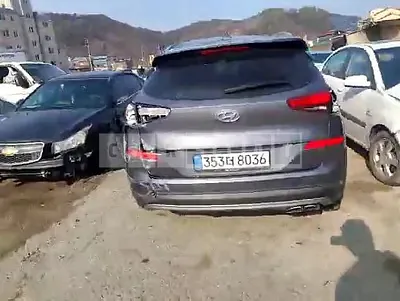 Photo 1 of 29: 2020 Hyundai Tucson, VIN KMHJ381ABLU335973 — Korean insurance auction