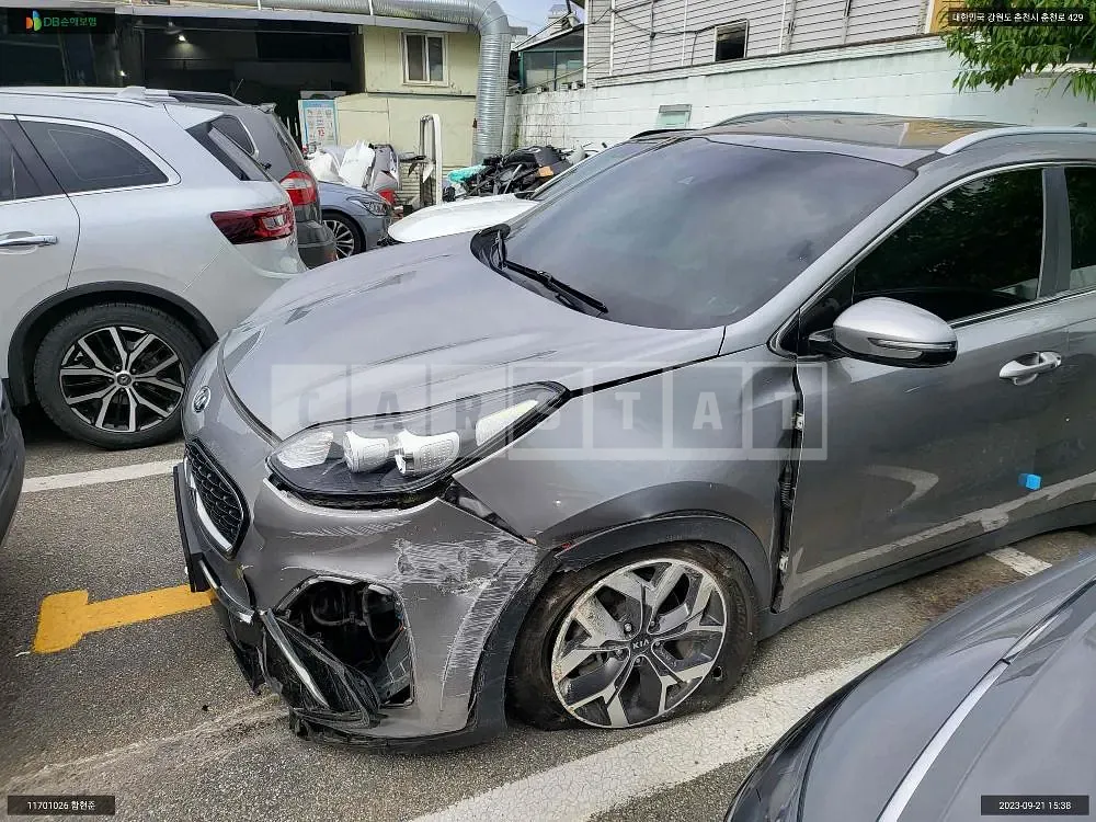 Photo 2 of 13: 2018 Kia Sportage, VIN KNAPN813BKK616169 — Korean insurance auction