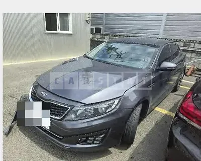 Photo 1 of 8: 2015 Kia K5 — Korean insurance auction