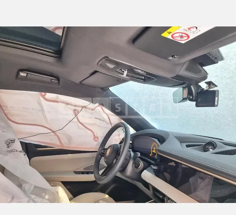 Photo 2 of 51: 2025 Porsche Macan 4S — Korean insurance auction
