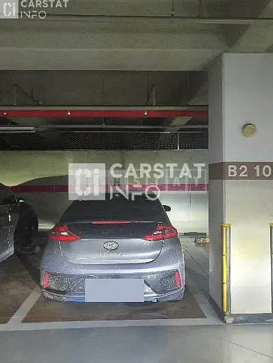 Photo 2 of 13: 2016 Hyundai Modern Ionic, VIN KMHC051CGGU004085 — Korean insurance auction