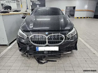 Photo 1 of 16: 2022 BMW 120i — Korean insurance auction
