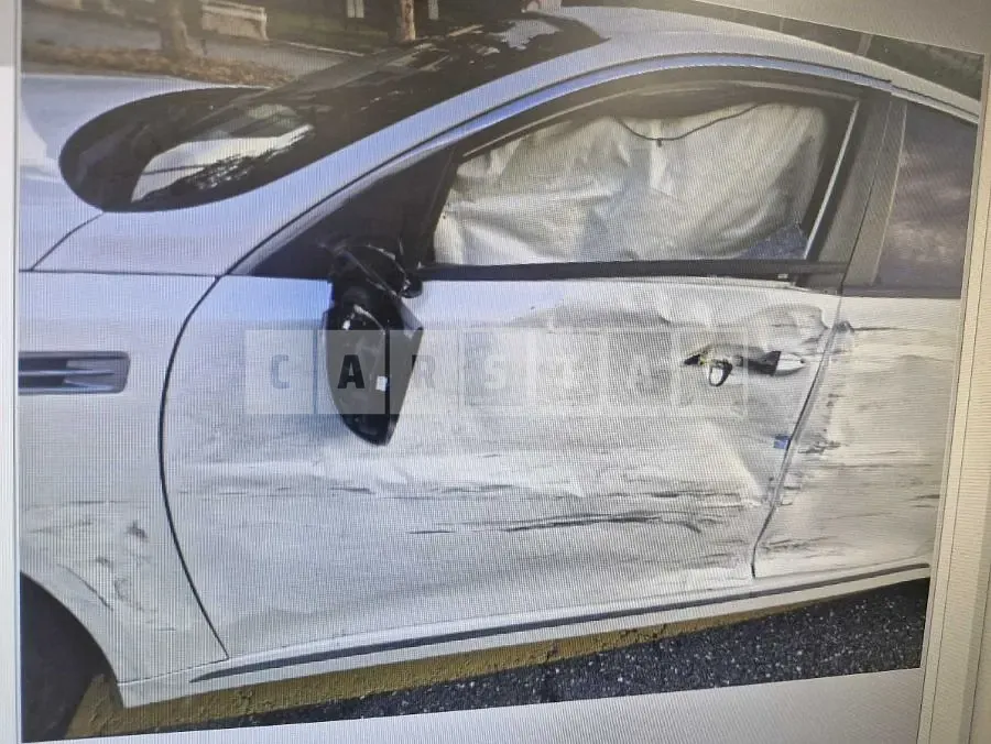 Photo 2 of 7: 2017 Kia K5 2.0 — Korean insurance auction