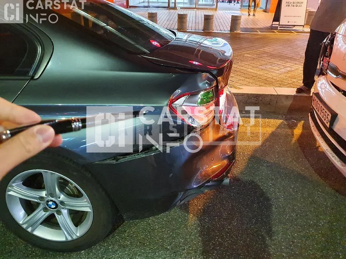 Photo 2 of 7: 2015 BMW 320d, VIN WBA3D3109FK470555 — Korean insurance auction