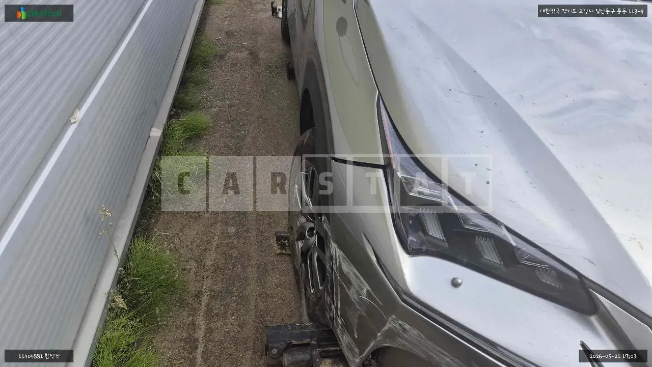Photo 2 of 21: 2017 Lexus NX300h, VIN JTJBJRBZ8H2074723 — Korean insurance auction