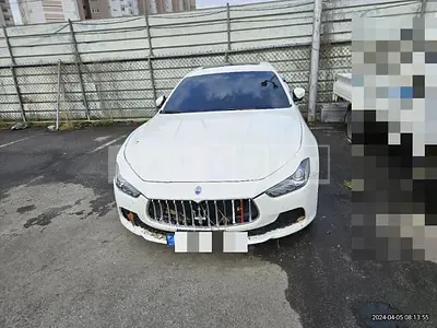 Photo 1 of 23: 2017 Maserati Ghibli — Korean insurance auction