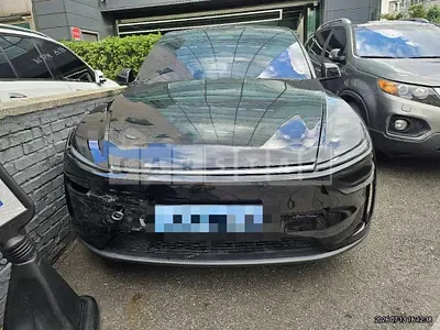 Photo 1 of 32: 2026 Tesla Model Y Premium RWD — Korean insurance auction
