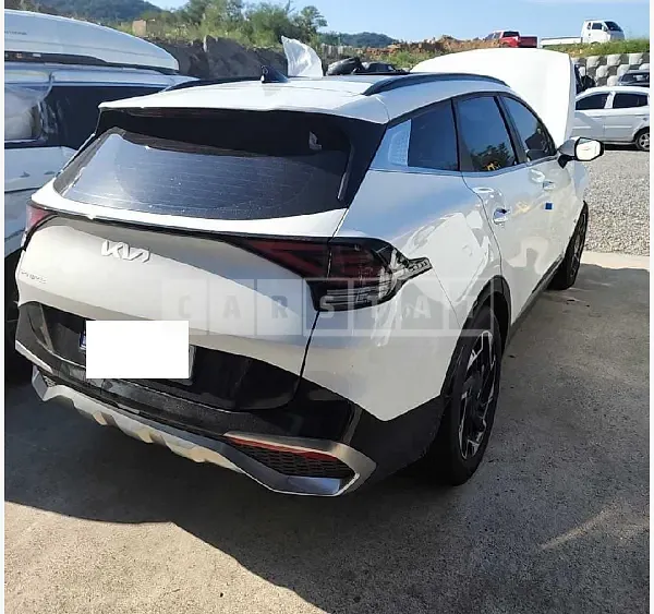 Photo 2 of 16: 2024 Kia Sportage — Korean insurance auction