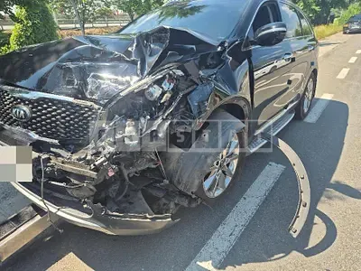 Photo 1 of 6: 2016 Kia Sorento 4WD — Korean insurance auction